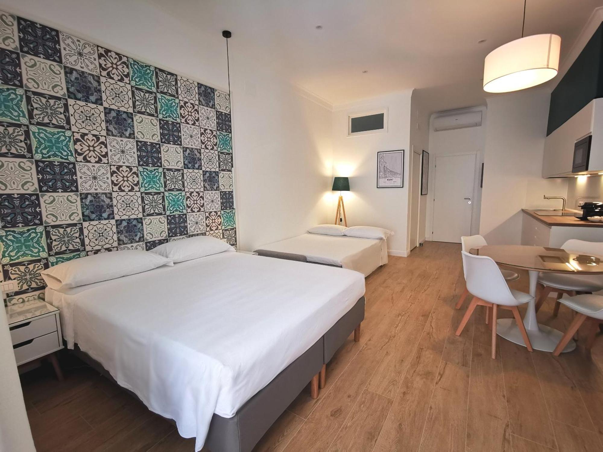 Cattaro 65 - Flexible Check-In Apartments Bari Exterior foto